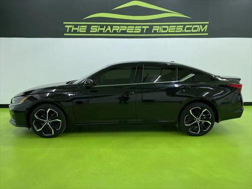 2023 Nissan Altima SR Intelligent AWD