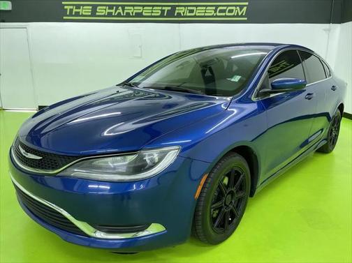 2016 Chrysler 200 Limited
