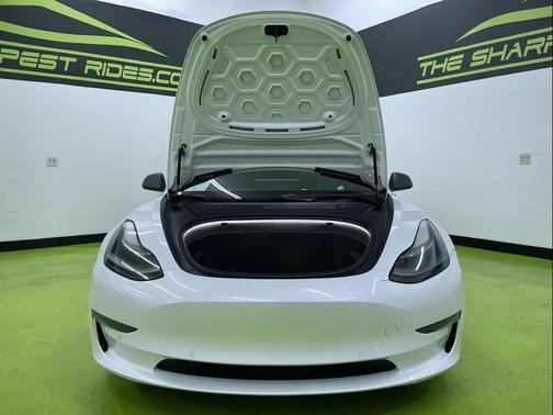 White 2021 Tesla Model 3 Long Range
