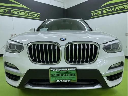White 2018 BMW X3 xDrive30i