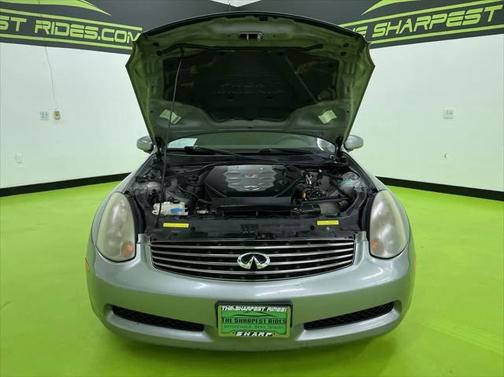 2004 INFINITI G35 Base