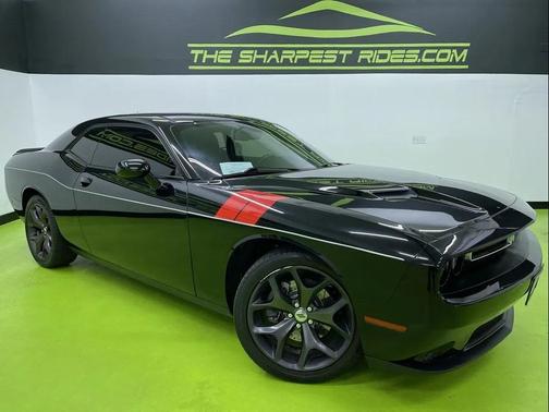 2018 Dodge Challenger SXT