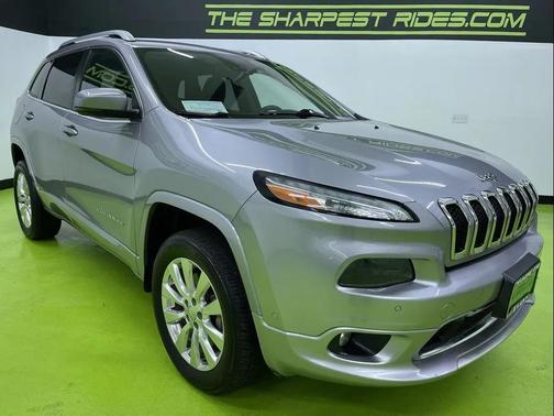 2017 Jeep Cherokee Overland