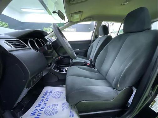 2012 Nissan Versa 1.8 S