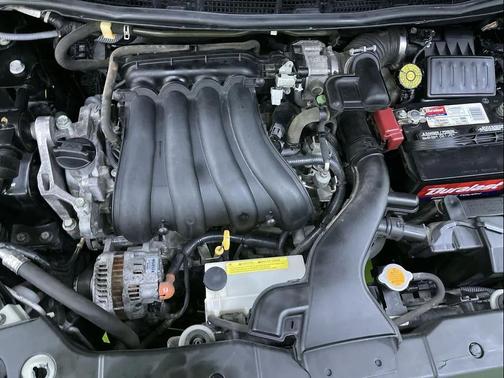 2012 Nissan Versa 1.8 S