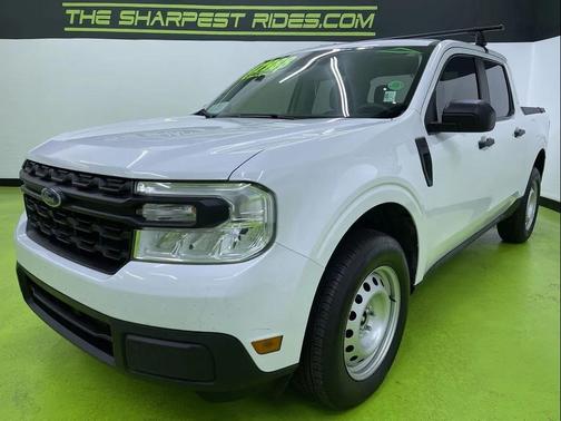 White 2023 Ford Maverick XL