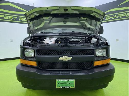 2017 Chevrolet Express 2500 LS