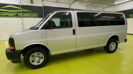 2017 Chevrolet Express 2500 LS