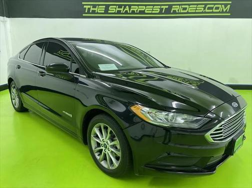 2017 Ford Fusion Hybrid SE