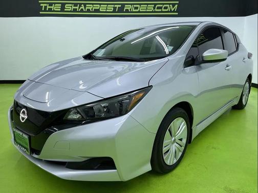 2025 Nissan Leaf S