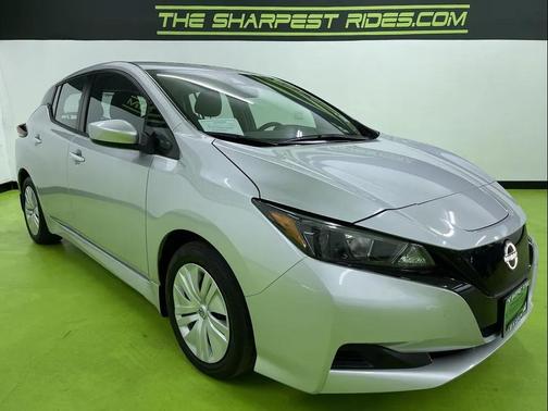2025 Nissan Leaf S
