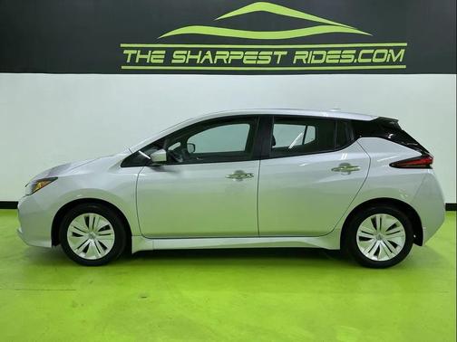 2025 Nissan Leaf S
