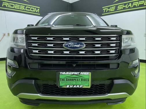 Black 2017 Ford Explorer Limited