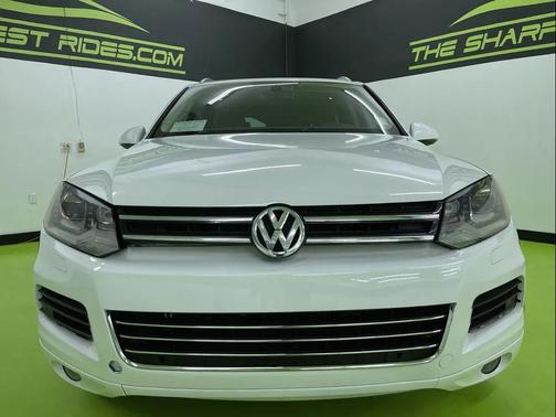 2012 Volkswagen Touareg Hybrid Base