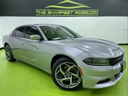 2016 Dodge Charger SXT