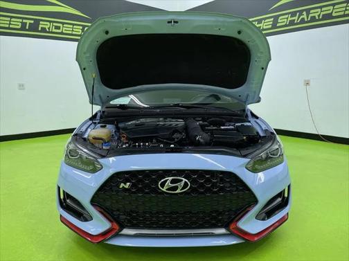 2019 Hyundai Veloster Base