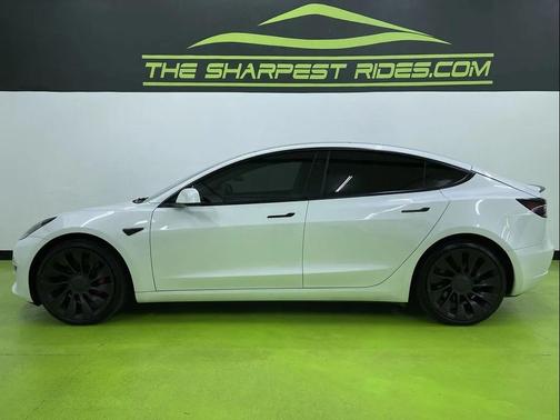 2023 Tesla Model 3 Performance