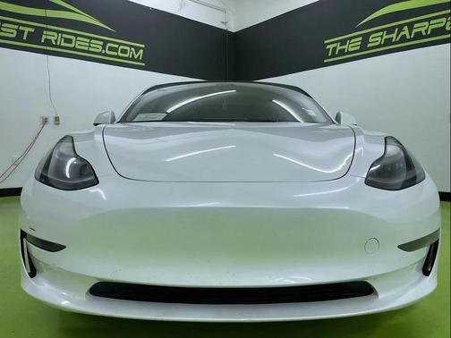 2023 Tesla Model 3 Performance