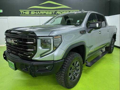 2024 GMC Sierra 1500 AT4X