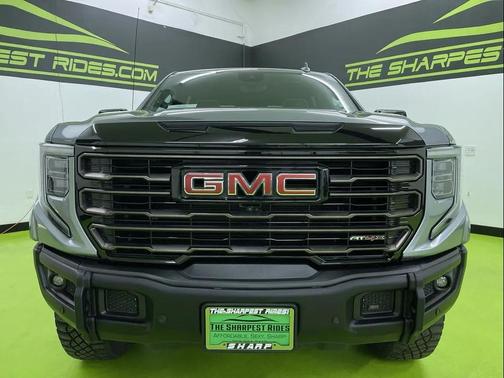 2024 GMC Sierra 1500 AT4X