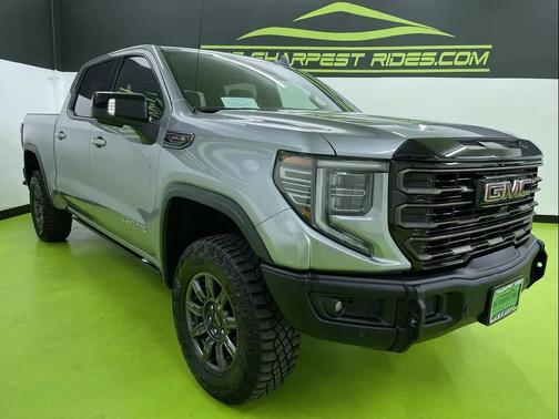 2024 GMC Sierra 1500 AT4X