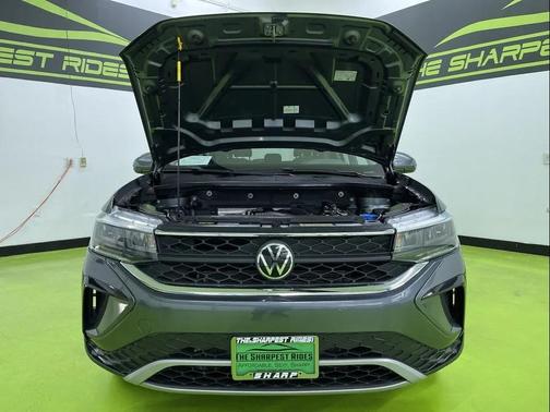 Gray 2022 Volkswagen Taos 1.5T SE