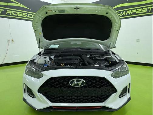 2020 Hyundai Veloster Base