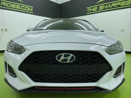 2020 Hyundai Veloster Base