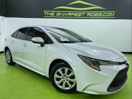 White 2022 Toyota Corolla LE