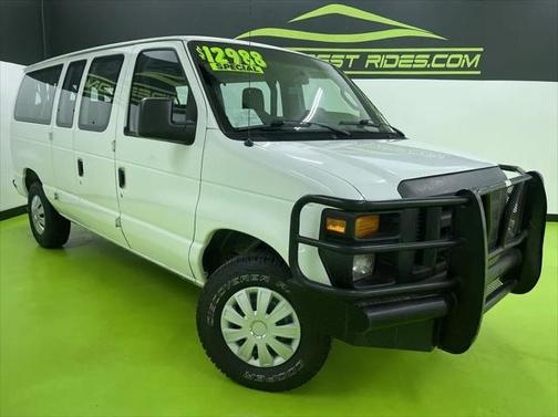 2014 Ford E350 Super Duty XL