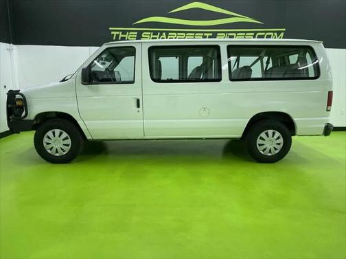 2014 Ford E350 Super Duty XL