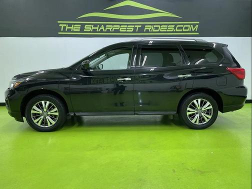 2019 Nissan Pathfinder SL