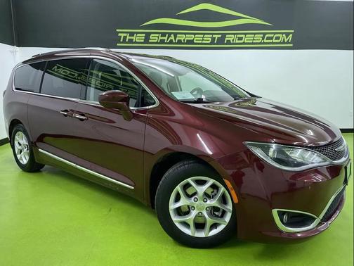 2018 Chrysler Pacifica Touring-L Plus