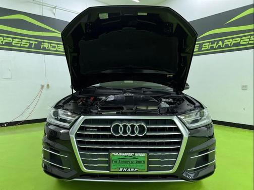 Black 2018 Audi Q7 2.0T Premium Plus