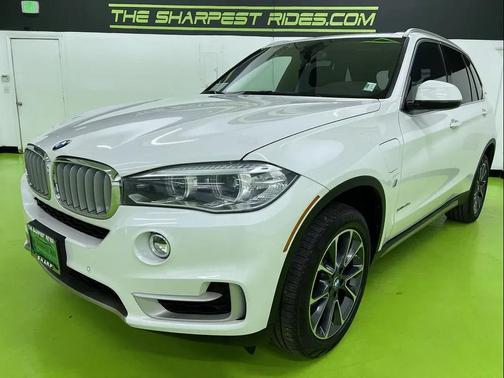 White 2018 BMW X5 eDrive xDrive40e