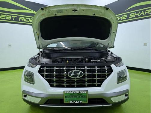 2023 Hyundai VENUE Limited