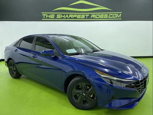 2021 Hyundai ELANTRA SEL