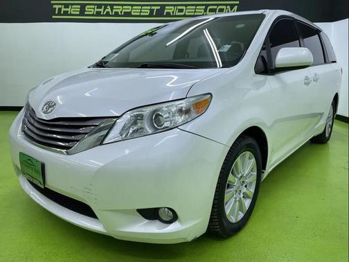 2015 Toyota Sienna XLE