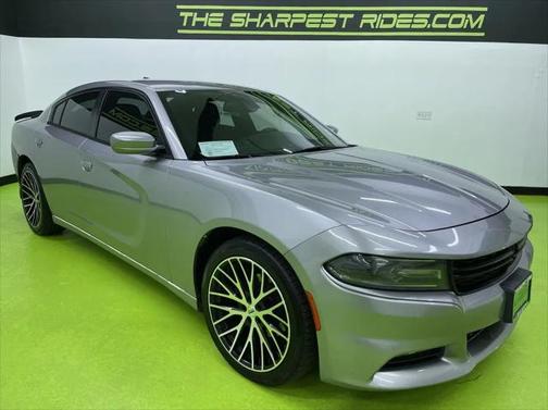 2016 Dodge Charger SXT