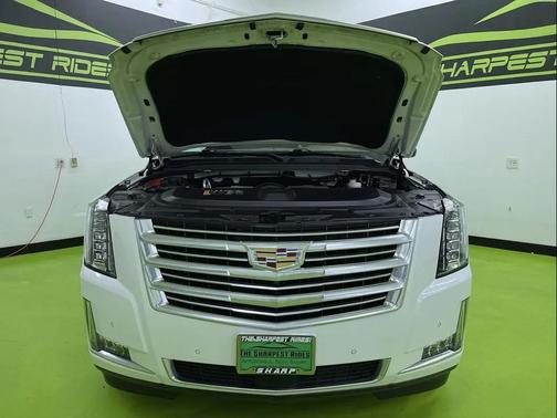2018 Cadillac Escalade Platinum