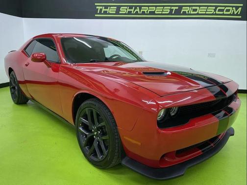 2019 Dodge Challenger SXT