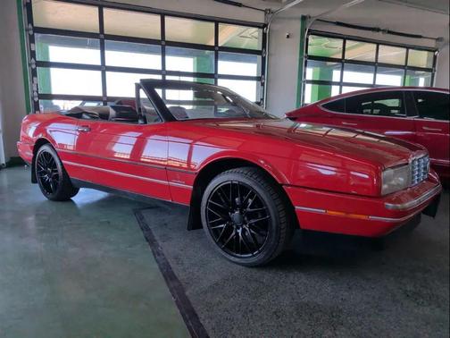 1990 Cadillac Allante Base