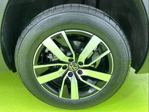 2022 Volkswagen Atlas 2.0T SE