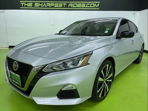 2021 Nissan Altima SR FWD