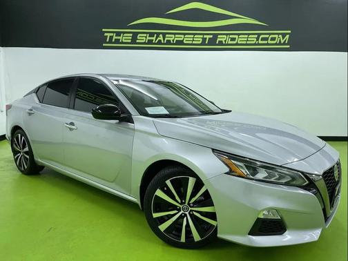 2021 Nissan Altima SR FWD