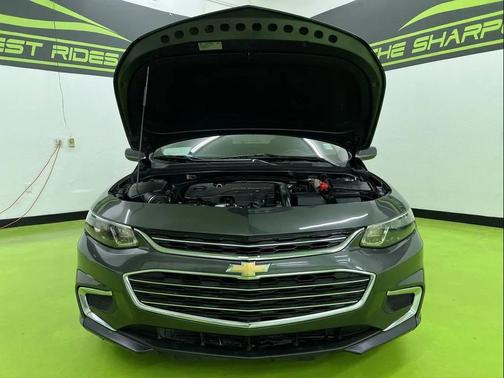 Gray 2017 Chevrolet Malibu 1LS