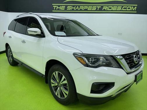 2017 Nissan Pathfinder S
