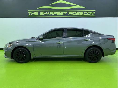 Gray 2019 Nissan Altima 2.5 S