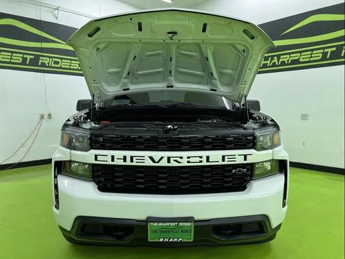 White 2020 Chevrolet Silverado 1500 Custom