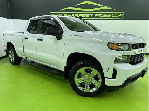 White 2020 Chevrolet Silverado 1500 Custom
